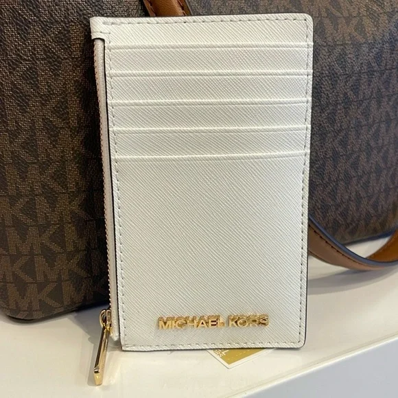 MICHAEL KORS Jet Set Travel Medium Top Zip Leather Card Case Wallet  Optic White