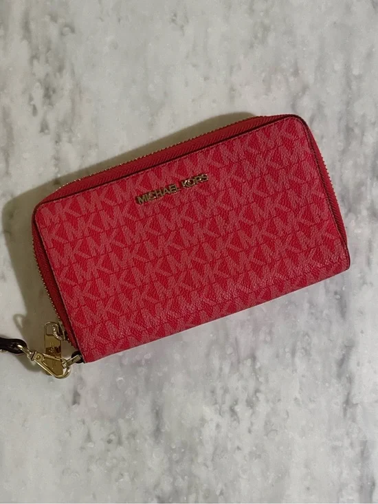 Michael Kors Coral Signature Zip Wristlet Wallet with Gold Hardware w Pockets