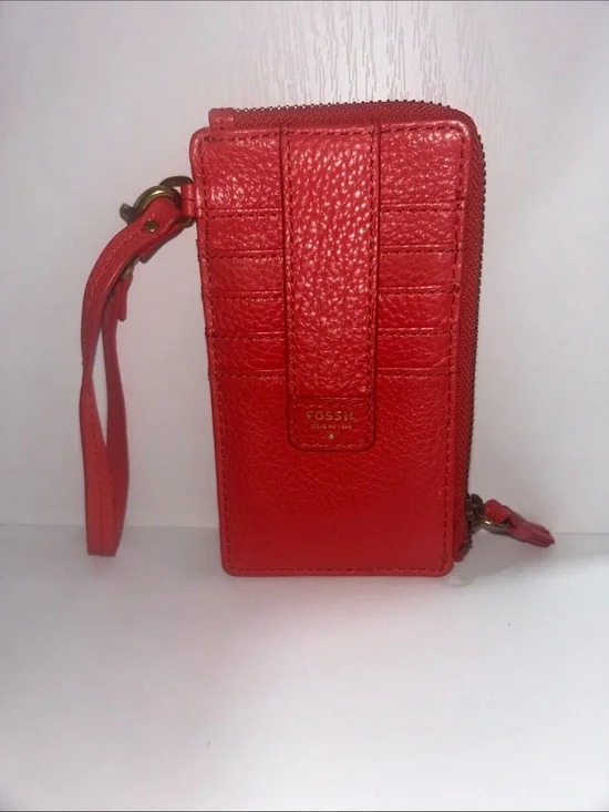 Fossil Red Pebbled Leather Wristlet Card Case