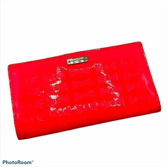 Kate Spade Pink Embossed Bow Wallet Snap Clutch Patent Leather Shiny Bag