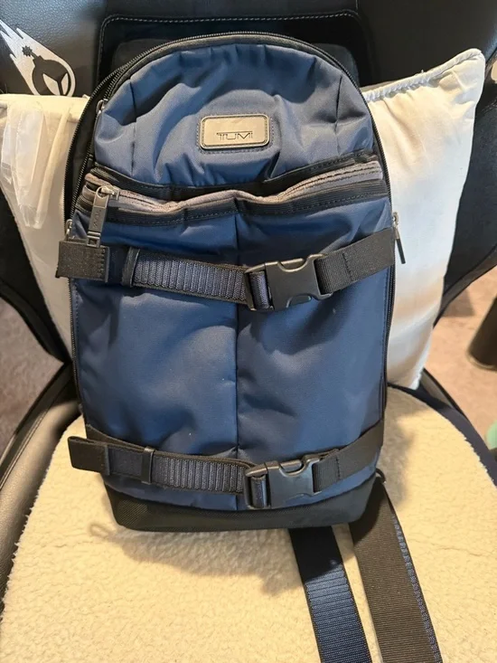 TUMI Shoulder Crossbody bag