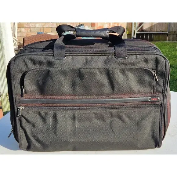 Tumi 22122D4 Black 22