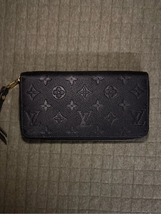Louis Vuitton Black Zippy Wallet Black Monogram Empreinte leather AUTHENTIC