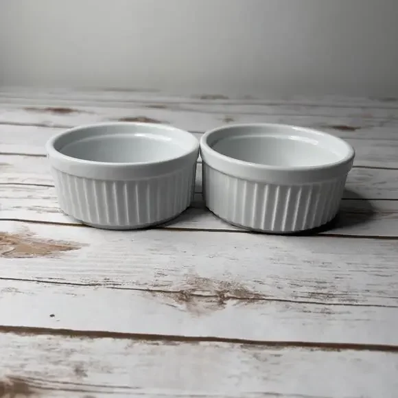 Progressive Brand‎ Set of 2 White Ceramic Ramekins 10 oz