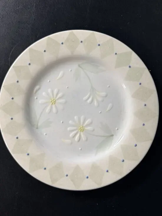 8 VTG Block Basics Floral Loves Me by Deb Mores Salad Plates 1999 Hand Painted