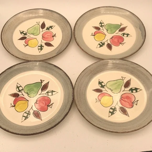 Set of 4 Blue Ridge‎ Hand Painted Southern Potteries Fruit Pattern 9-1/2” Plates