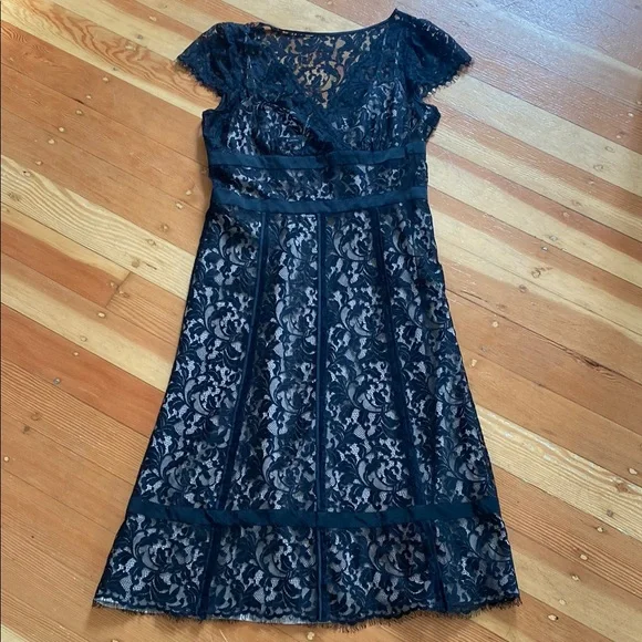 Loft Elegant Black Lace Overlay Cocktail Party Wedding Formal LBD Dress 12‎