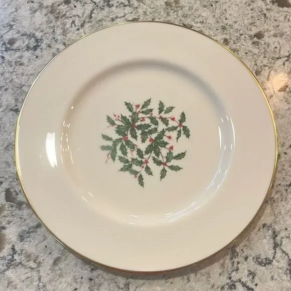 A- Lenox Special Dinner Plate Holly & Berries w/ Gold Trim 10 1/2” set 2 plates