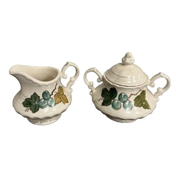 Vintage Vernon Poppytrail Ware by Metlox Vineyard Lot Creamer &‎ Sugar Bowl