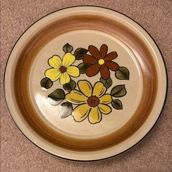 Floral Dinner Plate - Cream and Brown