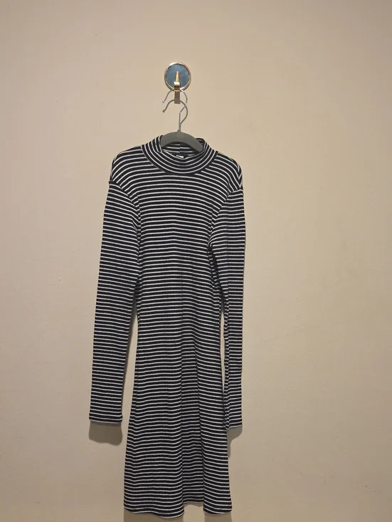 American Apparel Black & White Striped Long Sleeve Turtleneck Dress Size Xs