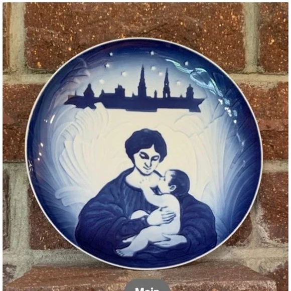 Royal Copenhagen Plate 8.25in Blue Excellent 1987 Union Sven Vestergaard