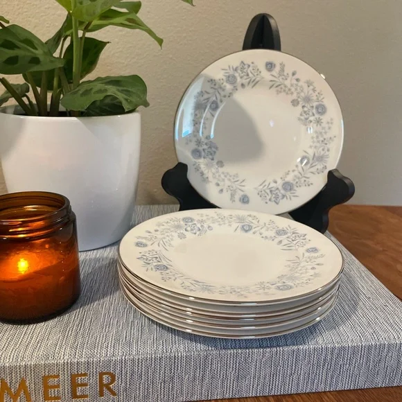 Vintage Wedgwood Belle Fleur Bone China Dessert Plates - 6 inch - Set of 6