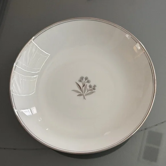 Noritake Bessie 5788 white with blue flowers coupe soup