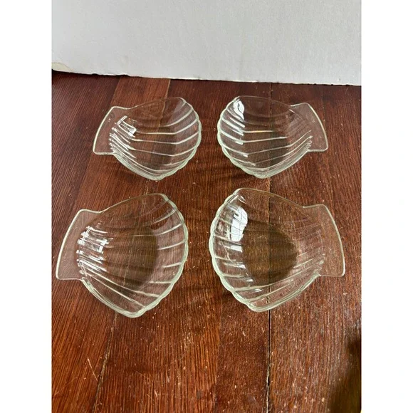 Vintage Sovirel France Clear Glass Scalloped Seashell Bowls Set of 4 Coastal