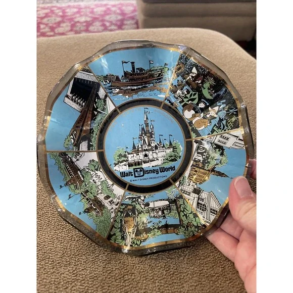 Vintage Walt Disney World Glass Candy Dish Ashtray Plate Bowl Magic Kingdom (TD)