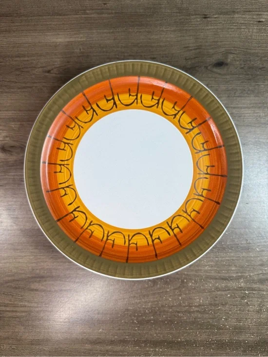 Retro Orange Accent Ceramic Dinner Plate with Olive Rim