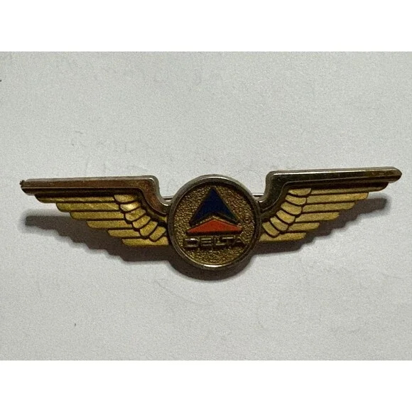 Vintage Delta Airlines Junior Flyer Wings Pin Gold Plastic