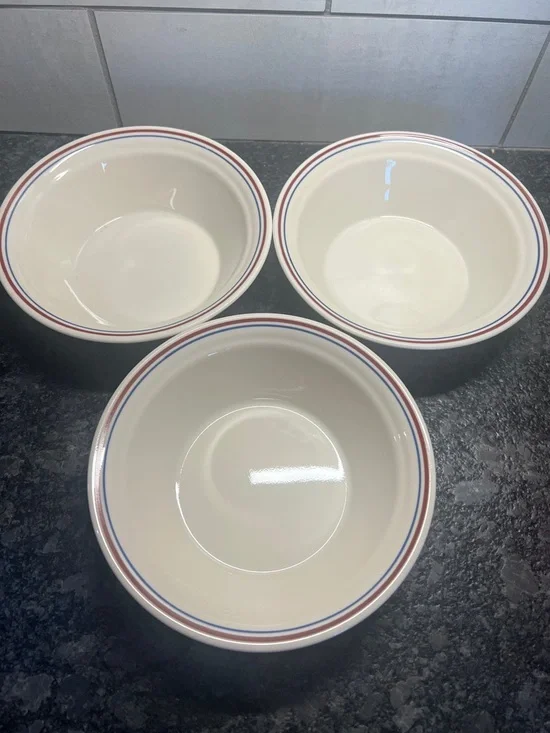 ABUNDANCE set of 3 soup/cereal  bowls by Corelle. Like new condition 6-3/4”
