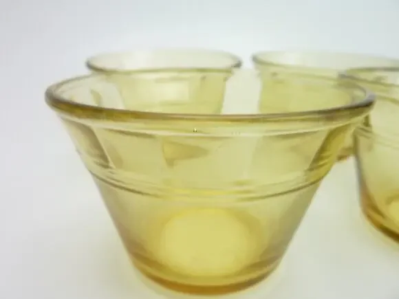 Vintage Amber Glass Custard fruit Bowls set of 4 with gorgeous look and design