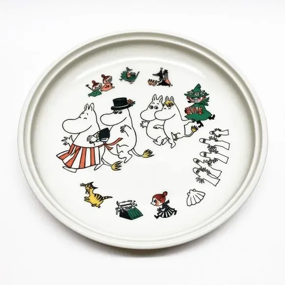 Vintage Moomin Merry Family 7-Inch Ceramic Plate, Arabia Finland