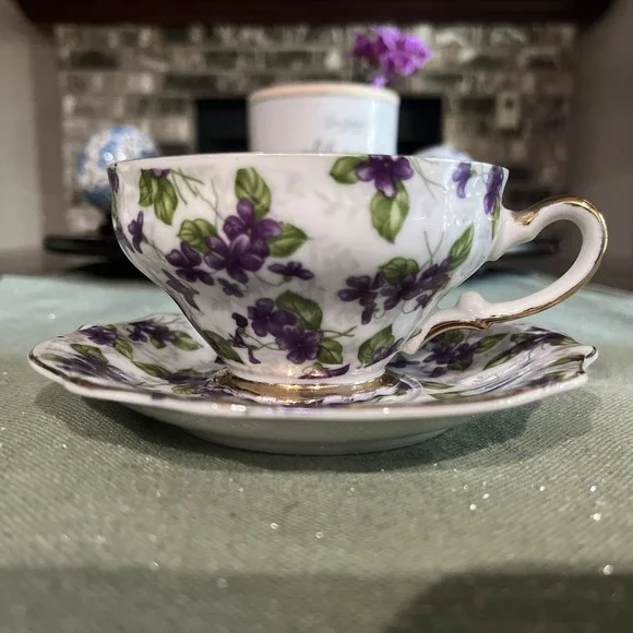 Victoria Ceramics Japan Porcelain Violets Gold Lusterware Teacup & Saucer Rare!