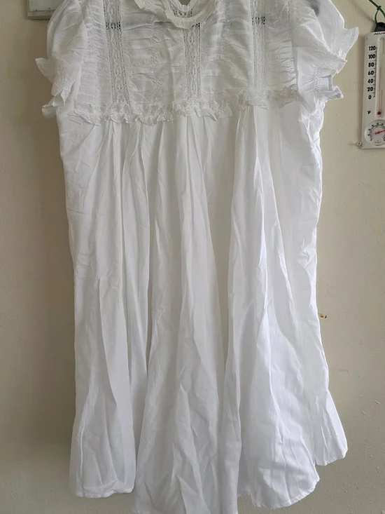 Sonderhaus Jane Dress: White Ruffled Short Sleeve Babydoll Dress