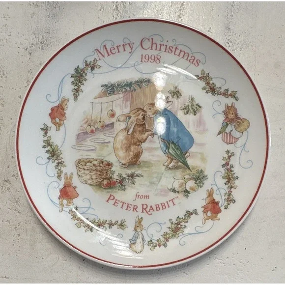 Wedgwood Peter Rabbit 1998 Merry Christmas Decorative Ceramic Plate 8.25
