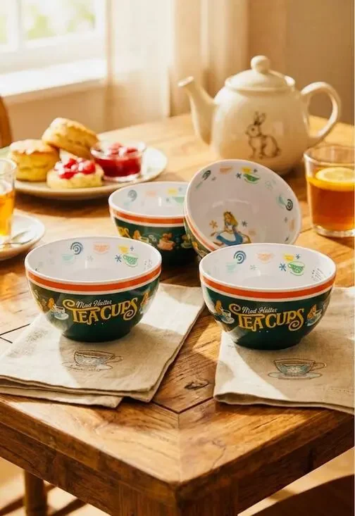 NWT❤️Alice in Wonderland Mad Hatter Set of 4 Bowls
