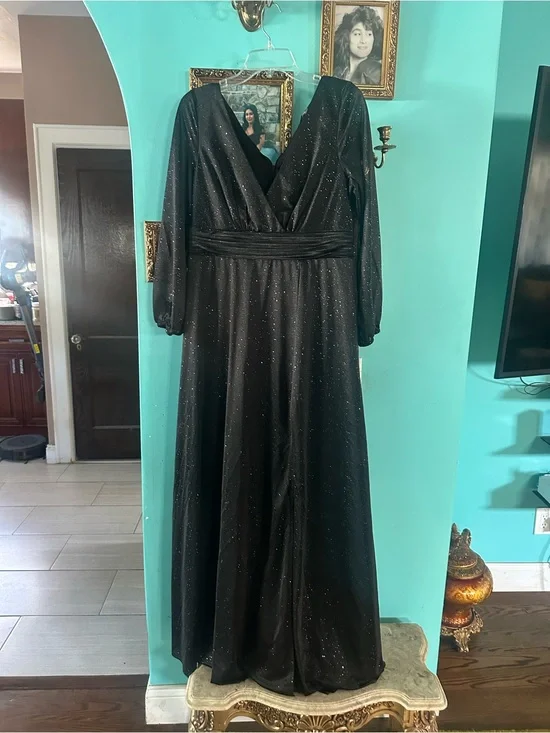 Ever Pretty Black Sparkle Long Sleeve Formal Gown