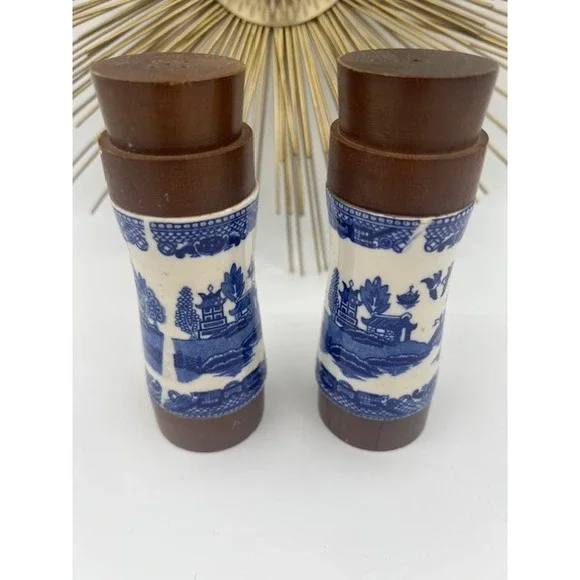 Vintage Blue Willow Ceramic Salt & Pepper Shakers set MCM Japan