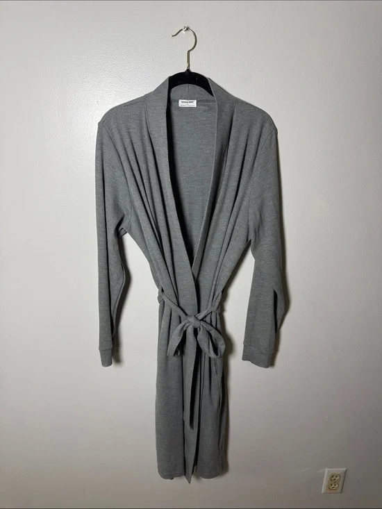 Tommy John Gray Wrap Robe with Self-Tie Belt Size Medium