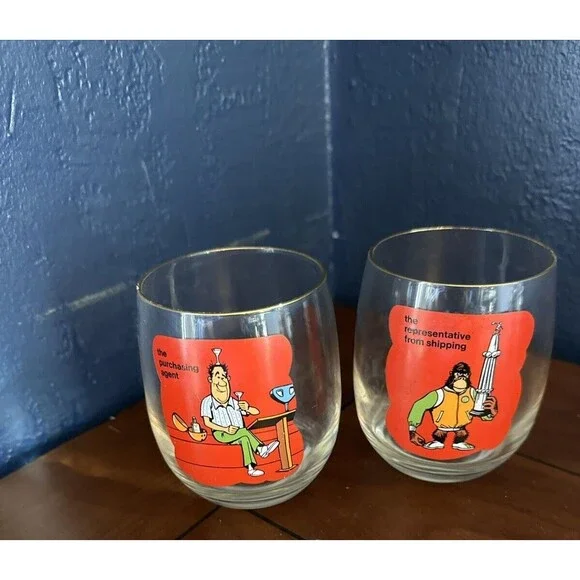 Set of 2 Vintage Ashby Bowling Cartoon Cocktail Beer Glasses Mug Gold Rim 1970’s