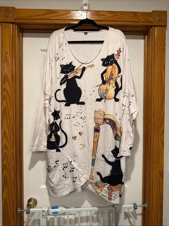 Women’s White Cat Music Print Nightshirt Pajama