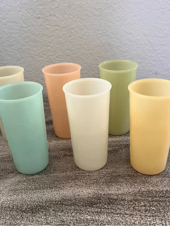 Vintage Set of 6 Retro 70s Tupperware Pastel 6oz Tumblers juice cups