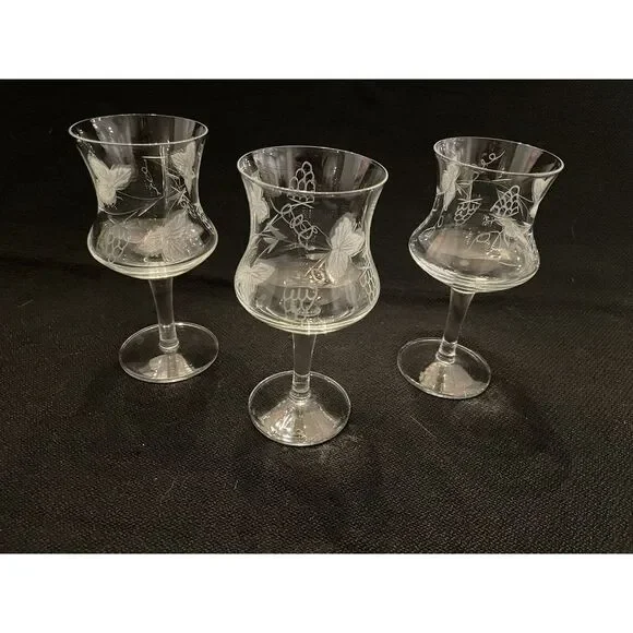 (3) Vintage Cordial Glasses Beautifully Etched‎ With Grapes and Leaves Fast Ship