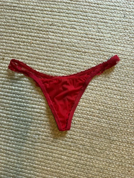 La Perla Red Sz 4 thong
