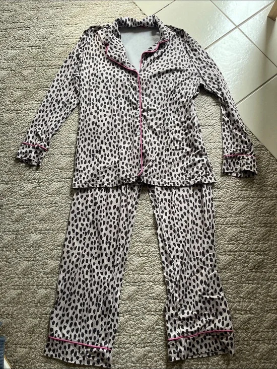 Womens Pink Leopard-Print Pajama Set with Contrast Trim