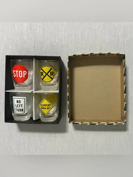 Anchor Hocking Traffic Street Signs Shot Glasses Set of 4 in Original Box