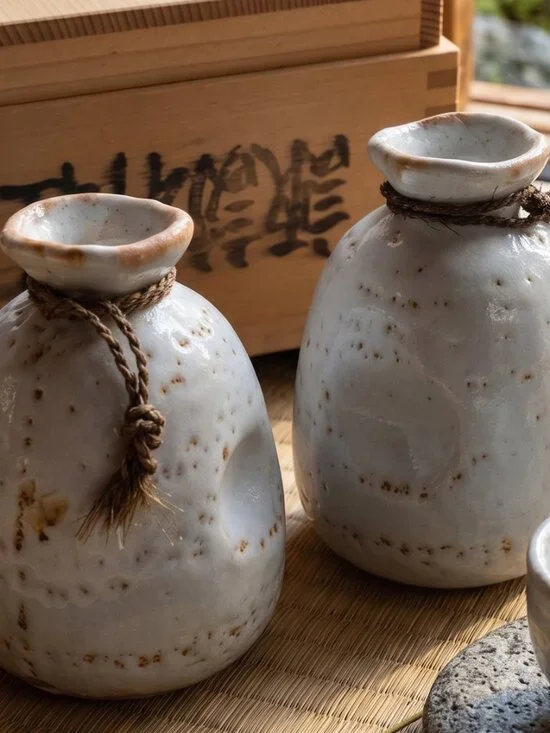 Vintage Japanese Shigaraki Ware Bag-Shaped Sake Bottles Pair Wood Box not used