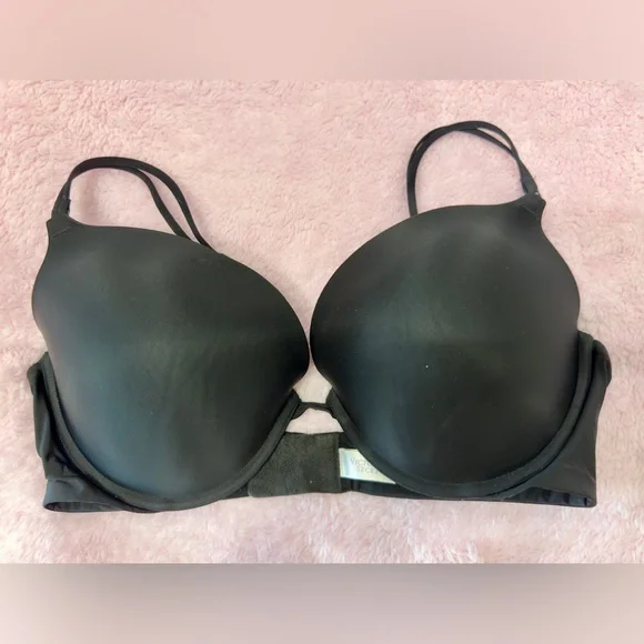Victoria's Secret Push-Up Padded‎ Sleek Black Bra Size 38D EUC