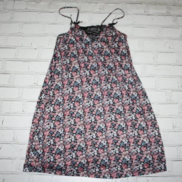 🌸🖤 Floral Nightgown · Tahari · Size S 🖤🌸