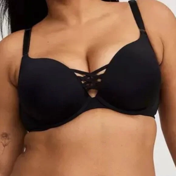 Torrid Curve XO Plunge Push‎ Up Bra Women’s Size 46DDD Underwire Black Lattice