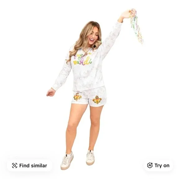 Queen of Mardi Gras Sequin Lounge Set Women Size M White‎ Good Fleur De Lis 2Pc