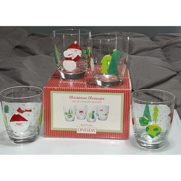Vintage 4 Oneida Christmas Closeups Dof Glass Glasses Hand Painted 4 1/8