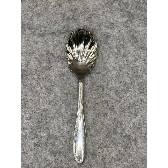 Oneida Silverplate Sugar Shell Spoon Scalloped Bowl Vintage Flatware 6 Inch
