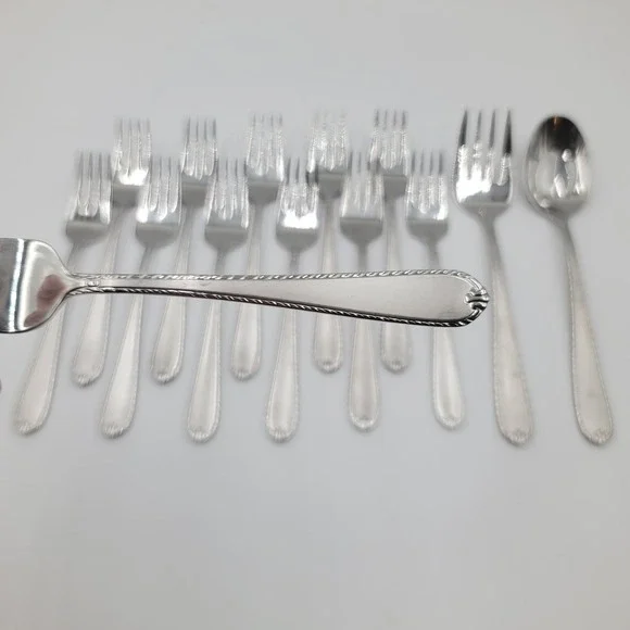 14pc Hampton Silversmiths Rachelle Frost 18/10 Stainless Flatware Serving Spoon