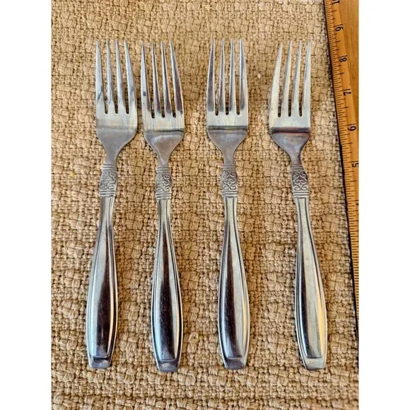 Set of 4 Oneida Vista Stainless Steel Flatware Salad Forks Bright and Shiny