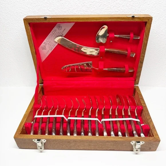 Vintage Bangkok Jewelry Factory Gold Tone Wood Handle Hor D’oeuvres Flatware Set