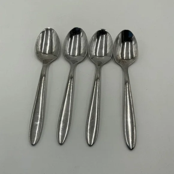 Oneida Mooncrest? 18/0 Stainless Steel Teaspoons Set of 4 Silver Flatware 6.5